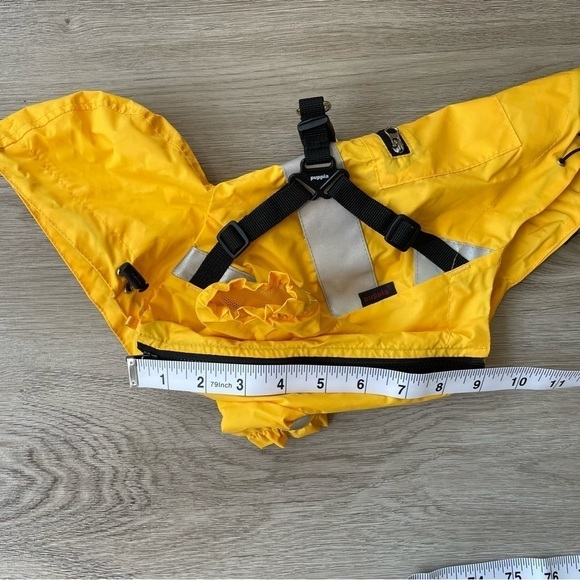 Puppia Life Yellow Wilderness Pet Coat/Raincoat, Size Medium - Picture 11 of 16